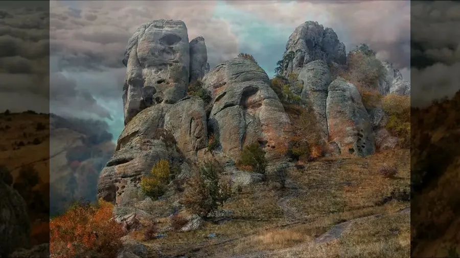 Море у Алушты